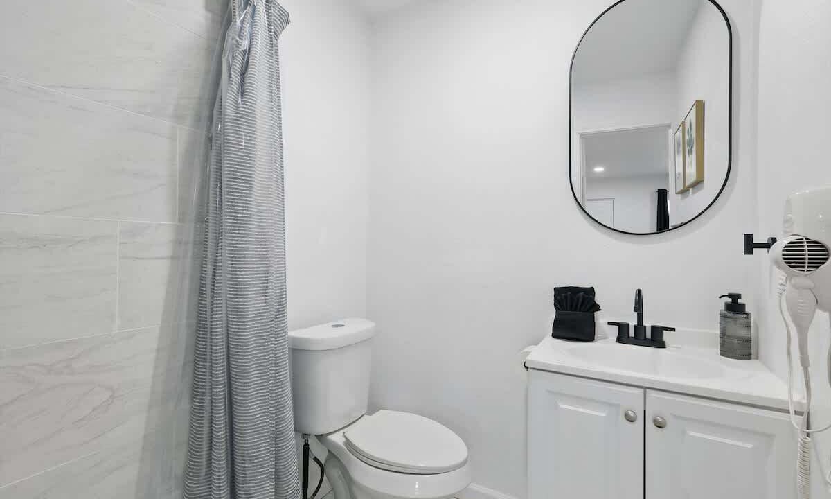 Photo of Bathroom in Haltom City