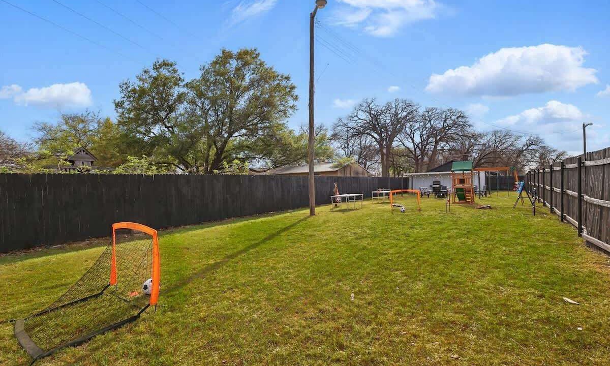 Photo of Outdoor in Haltom City