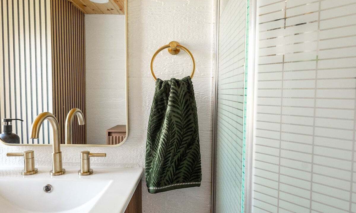 Photo of Bathroom in Jasonville