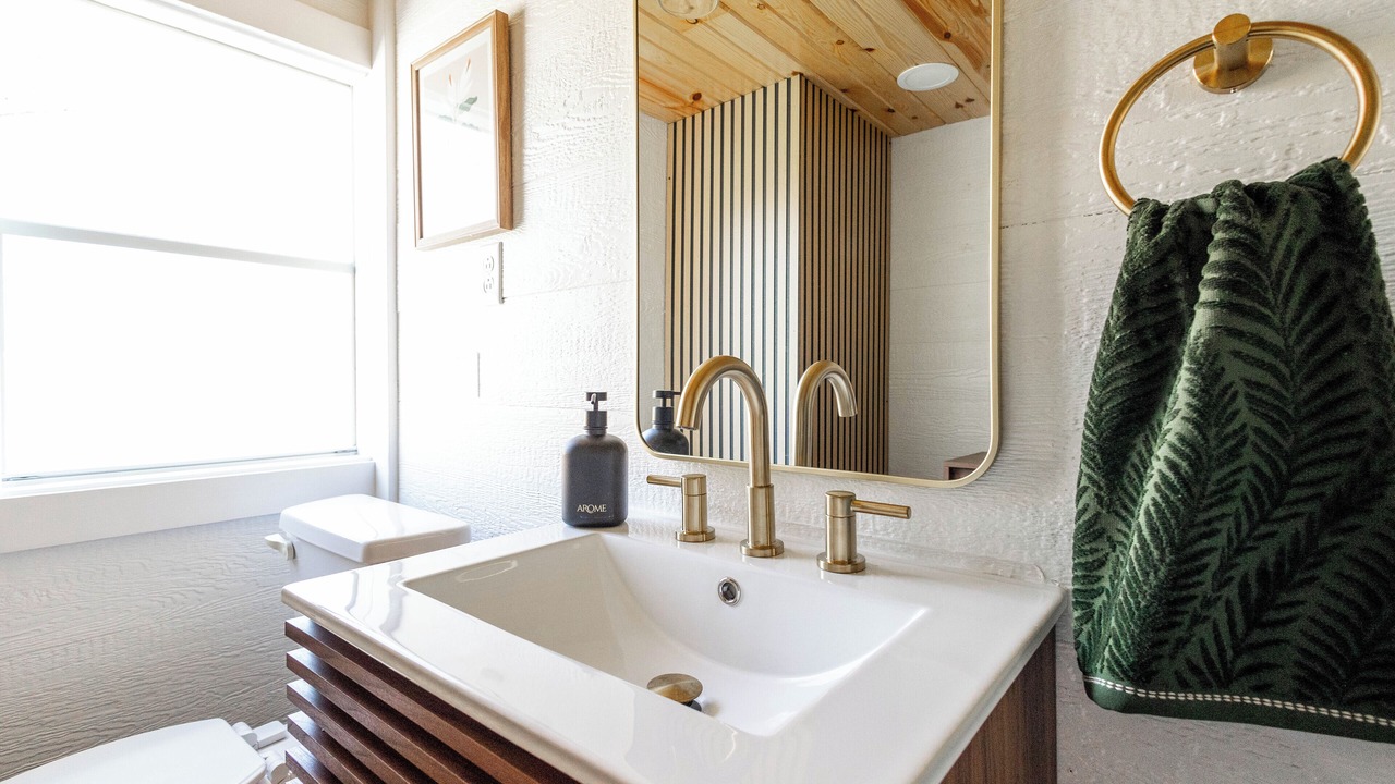 Photo of Bathroom in Jasonville