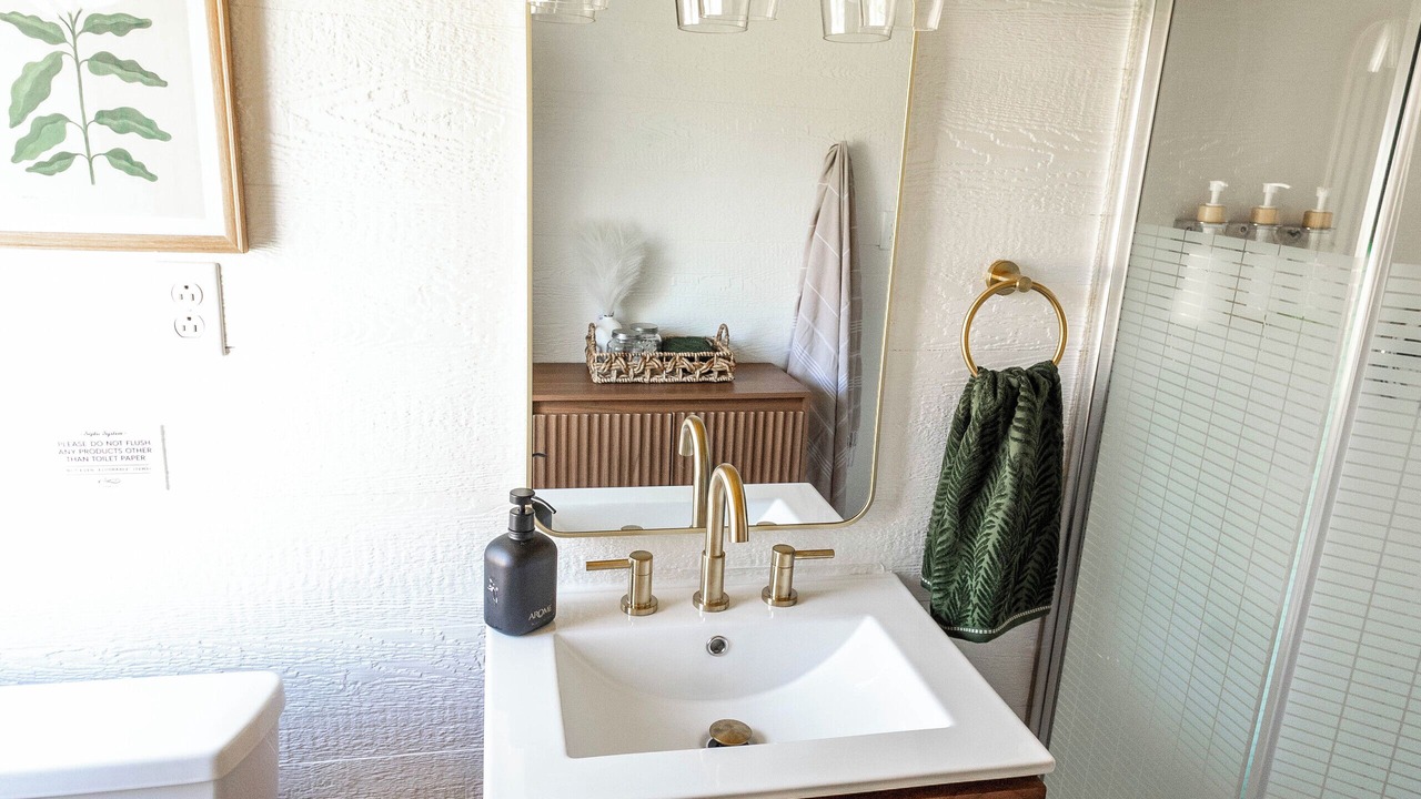 Photo of Bathroom in Jasonville