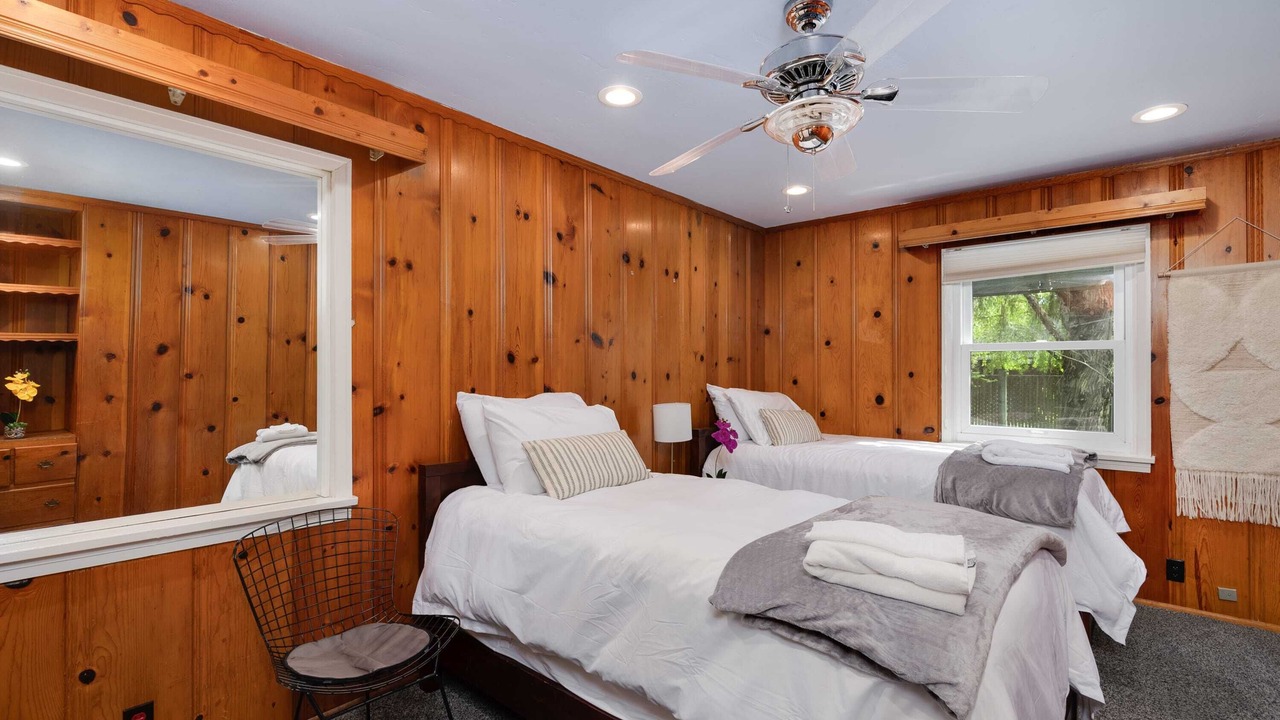 Photo of Bedroom in Santa Rosa