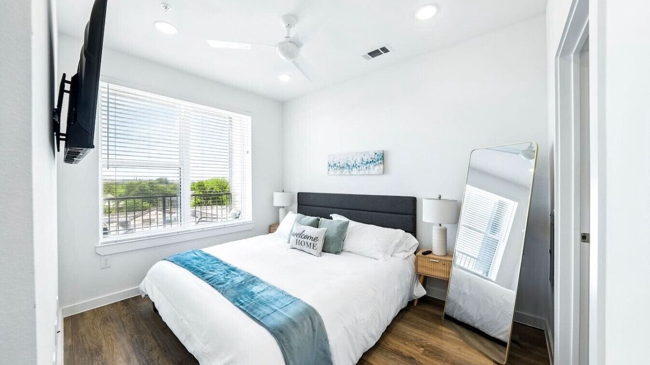 Photo of Bedroom in Brentwood