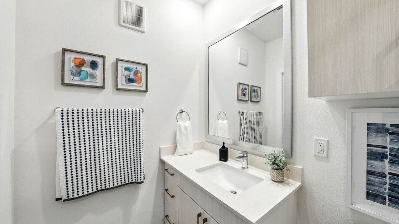Photo of Bathroom in Brentwood