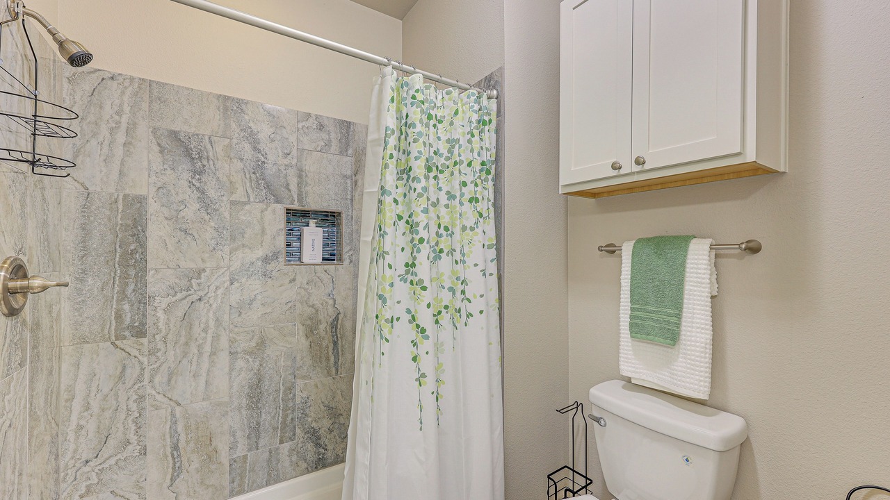 Photo of Bathroom in Eckhert Crossing