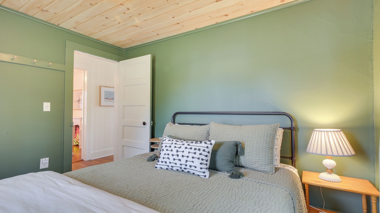 Photo of Bedroom in Great Barrington