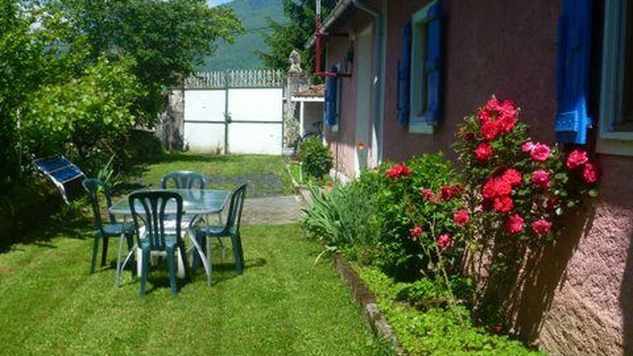 Photo of Outdoor in Ore