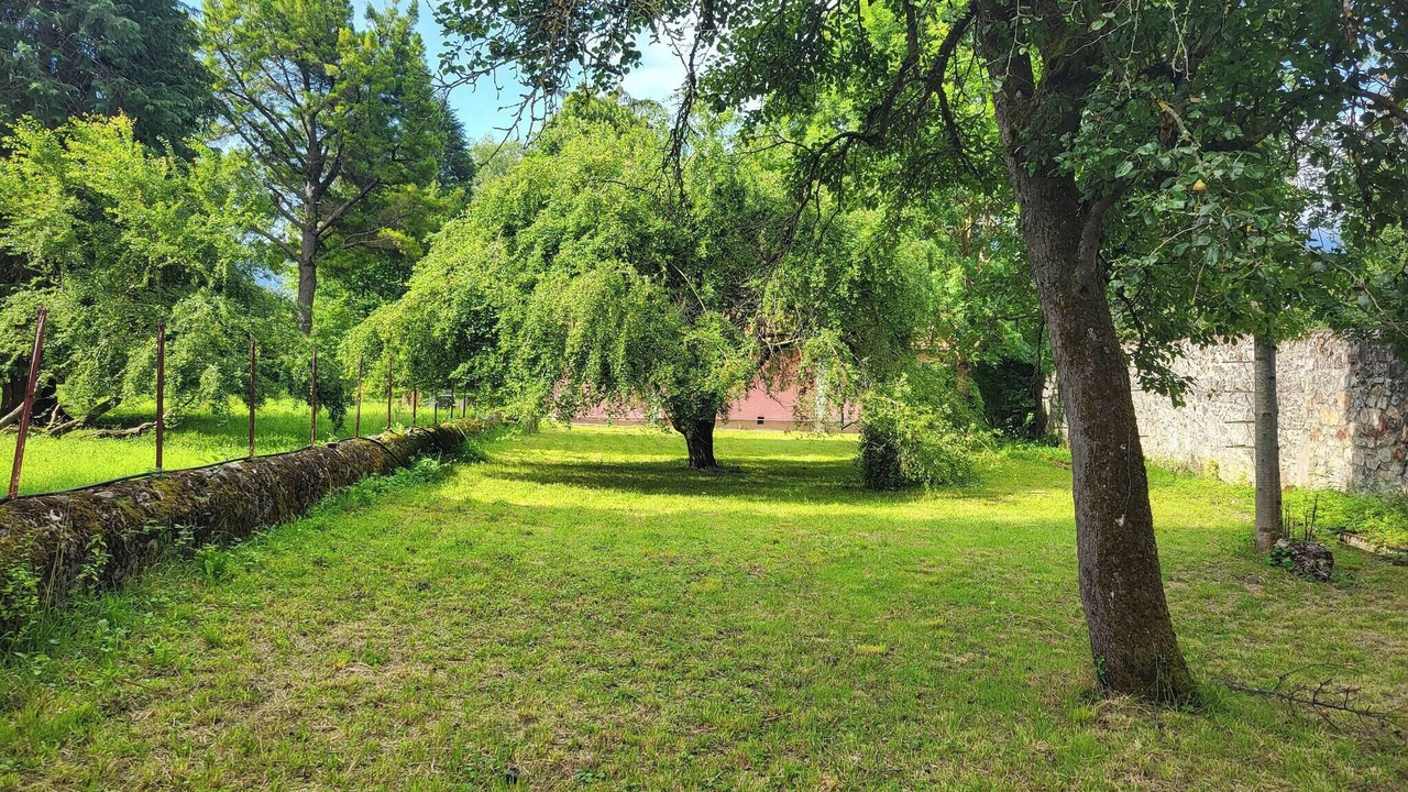 Photo of Outdoor in Ore