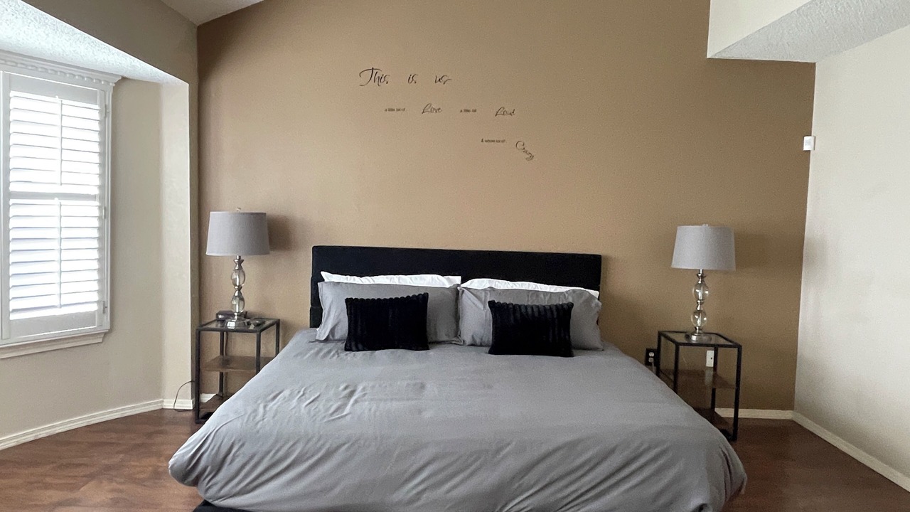 Photo of Bedroom in Biggs Field