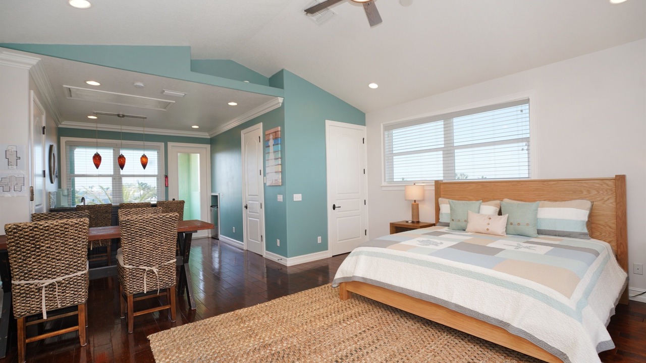 Photo of Bedroom in Indian Rocks Beach