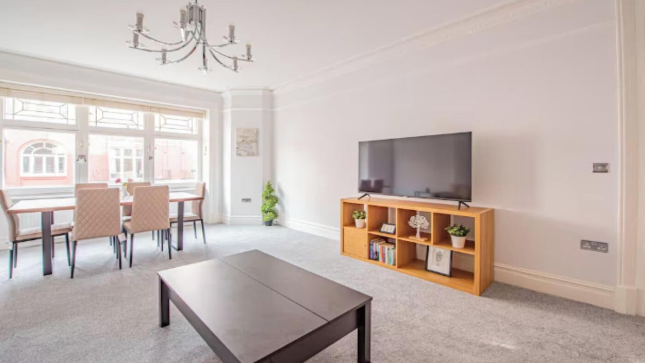 Photo of Others in Haselbury