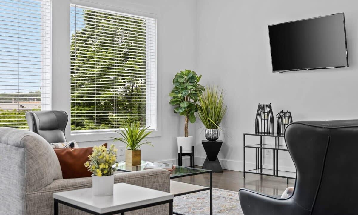 Photo of Livingroom in Berry Hill