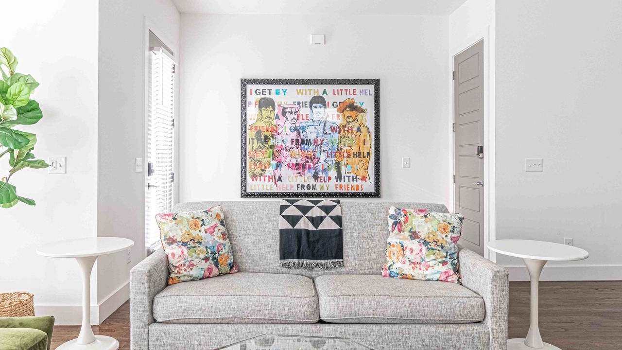 Photo of Livingroom in Berry Hill