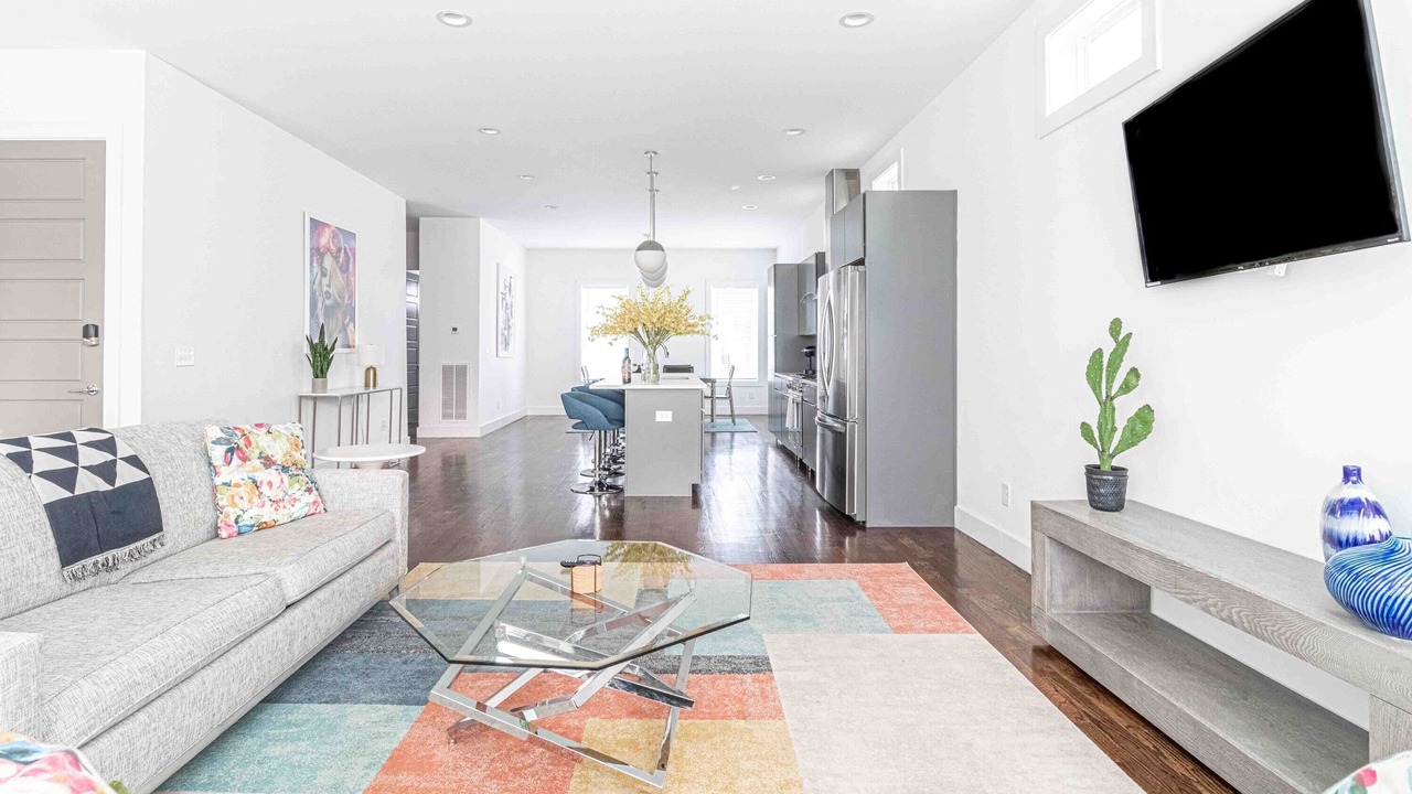 Photo of Livingroom in Berry Hill