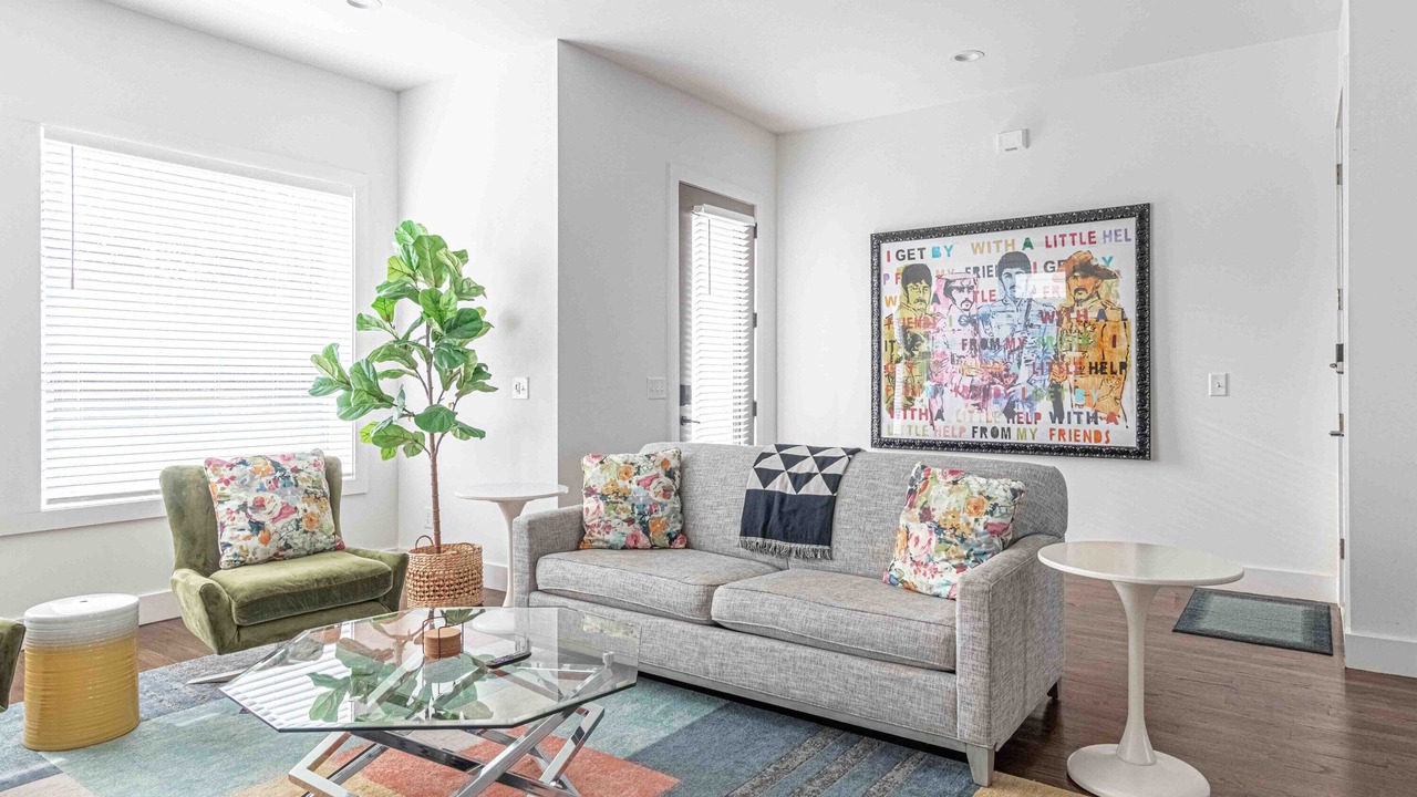 Photo of Livingroom in Berry Hill