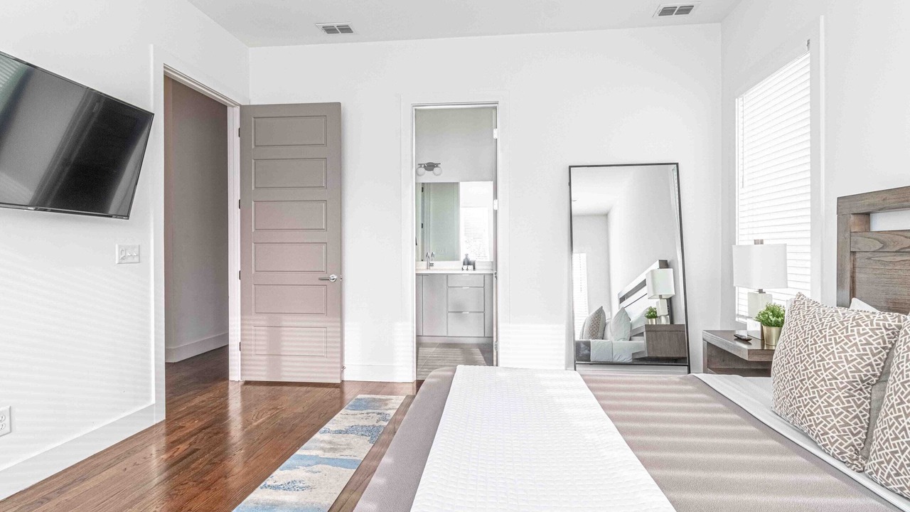 Photo of Bedroom in Berry Hill