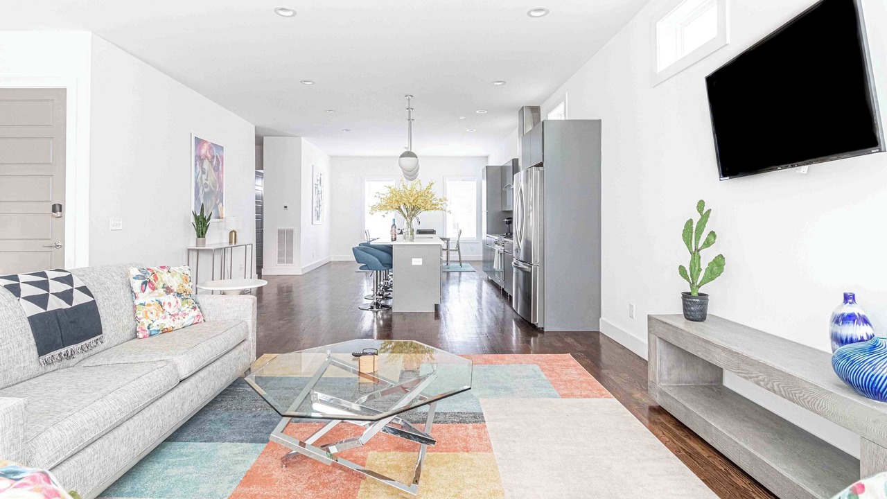 Photo of Livingroom in Berry Hill
