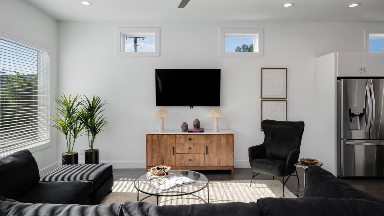 Photo of Livingroom in Berry Hill
