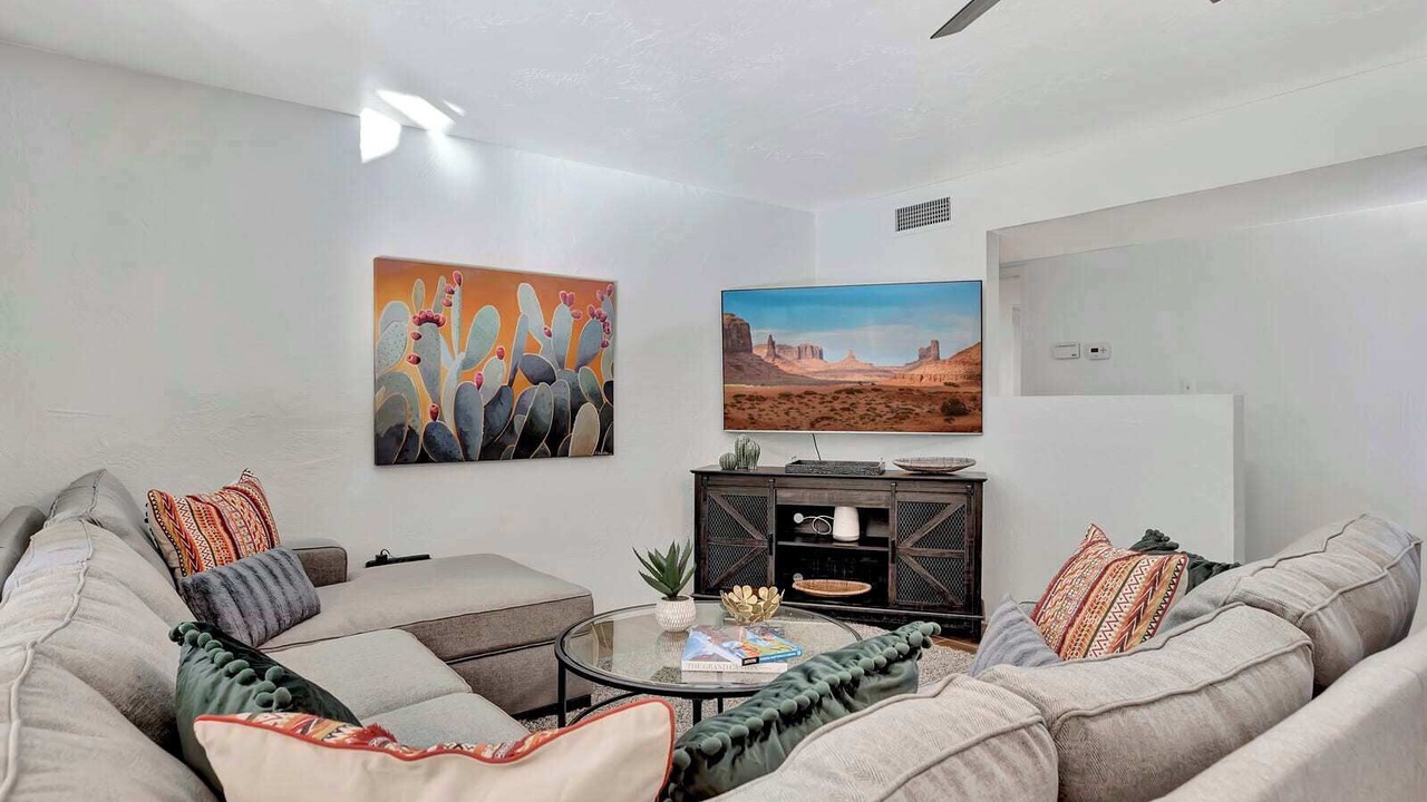 Photo of Livingroom in Cavalier Vista
