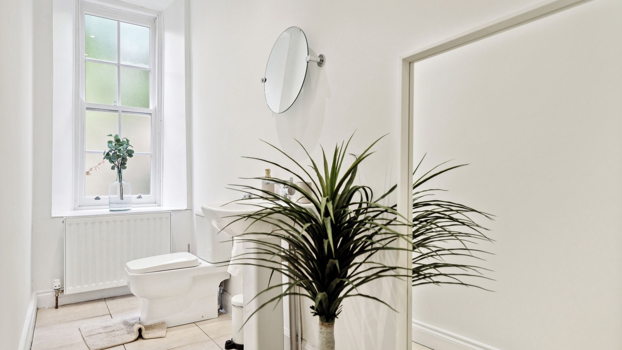 Photo of Bathroom in Finnieston