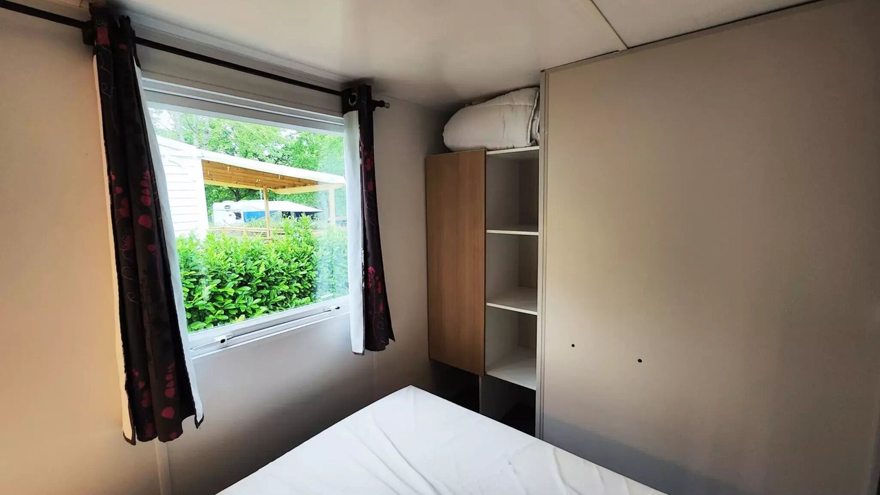 Photo of Bedroom in Espalion