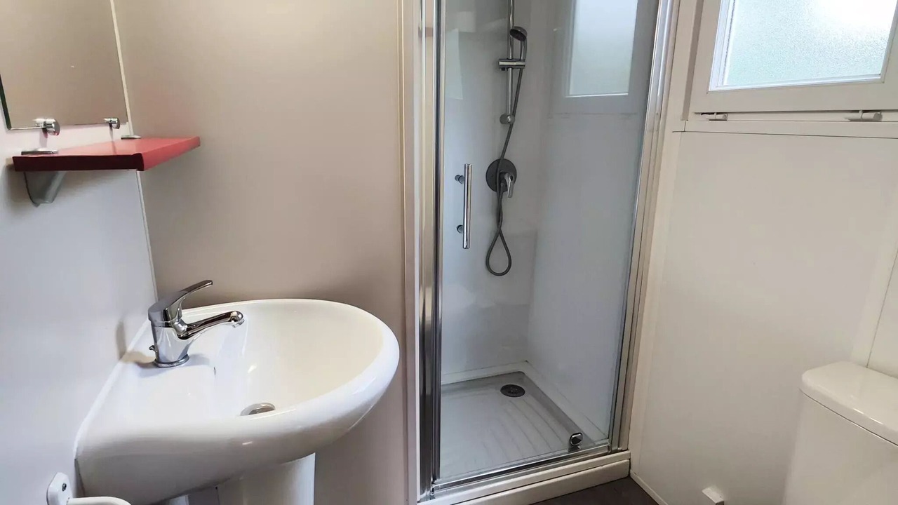 Photo of Bathroom in Espalion