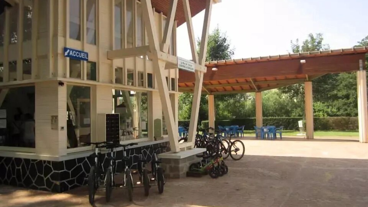 Photo of Patio Balcony in Espalion
