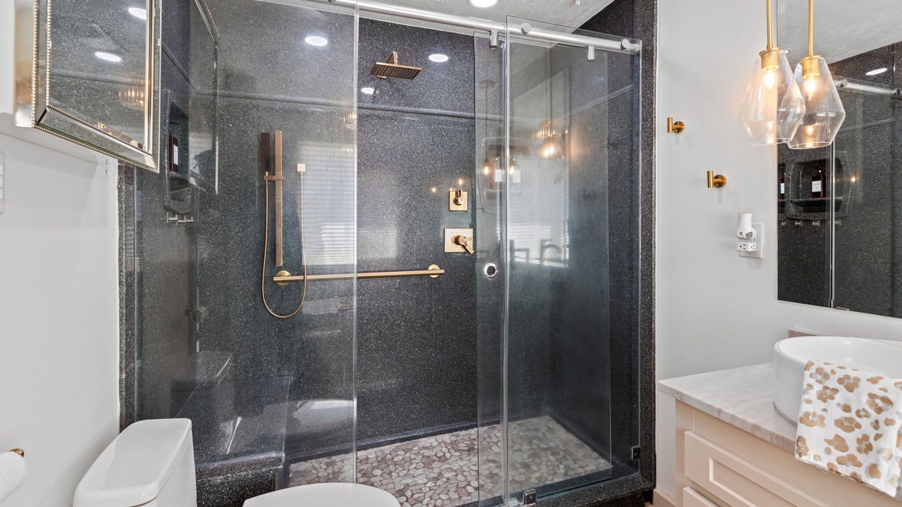 Photo of Bathroom in Prien
