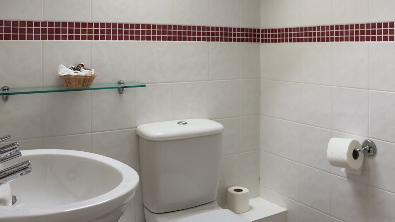 Photo of Bathroom in Ludchurch