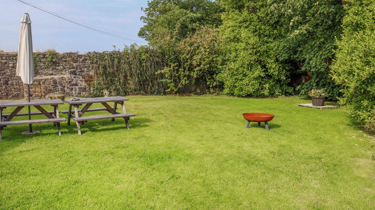 Photo of Outdoor in Ludchurch