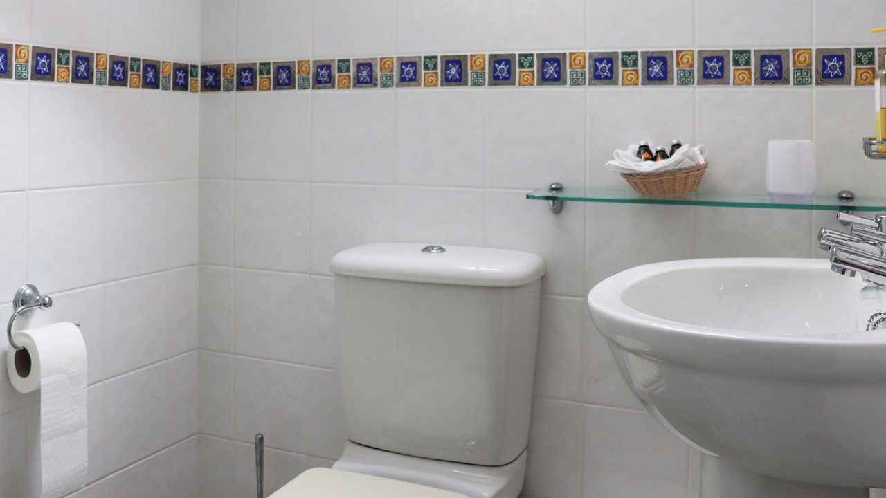 Photo of Bathroom in Ludchurch