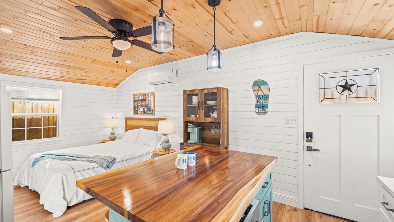 Photo of Bedroom in Tech Terrace