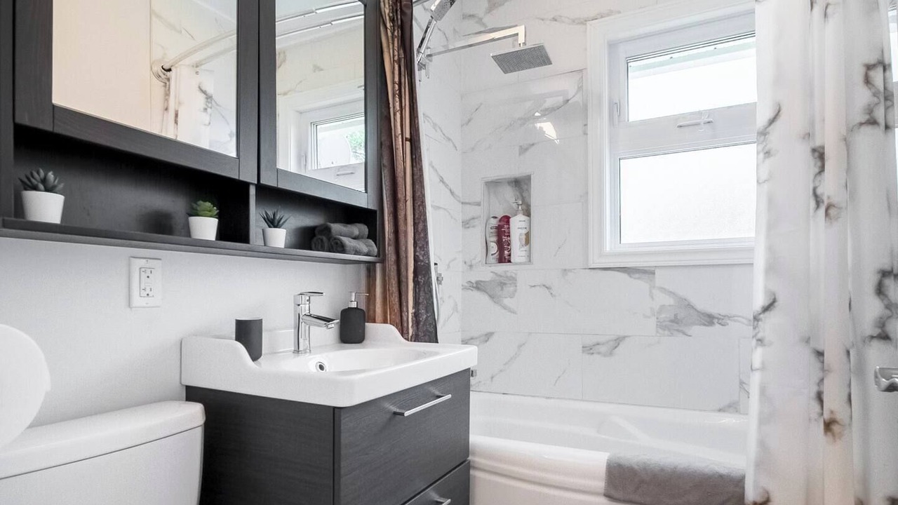 Photo of Bathroom in St. James