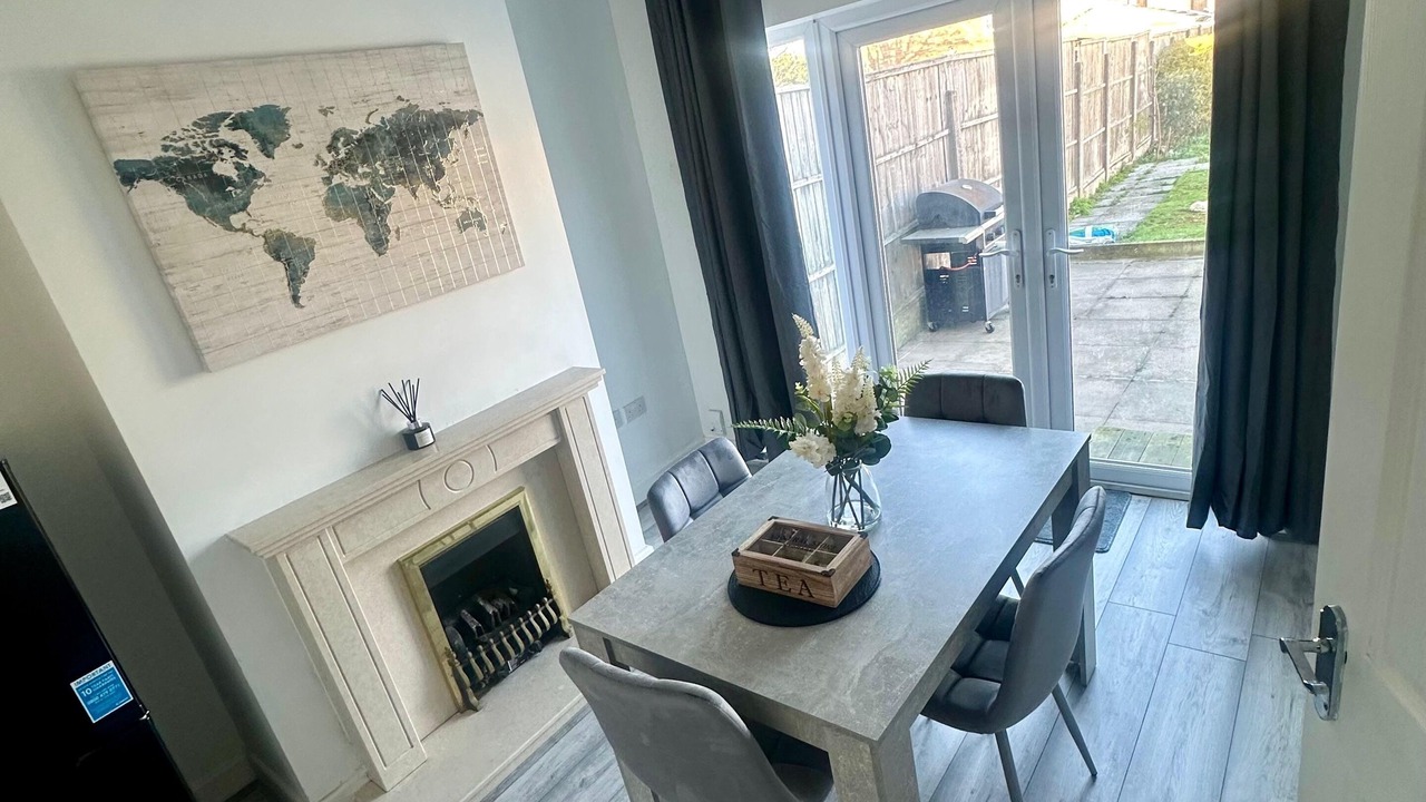 Photo of Others in Bilston