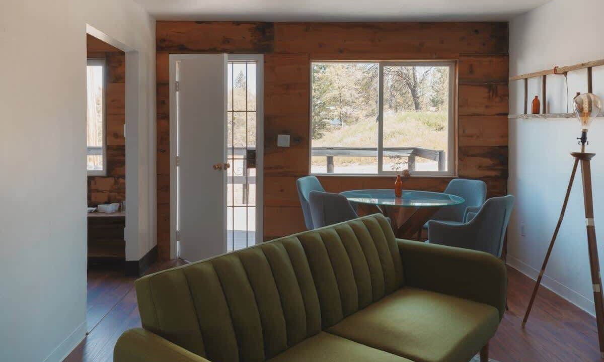 Photo of Livingroom in Dunlap