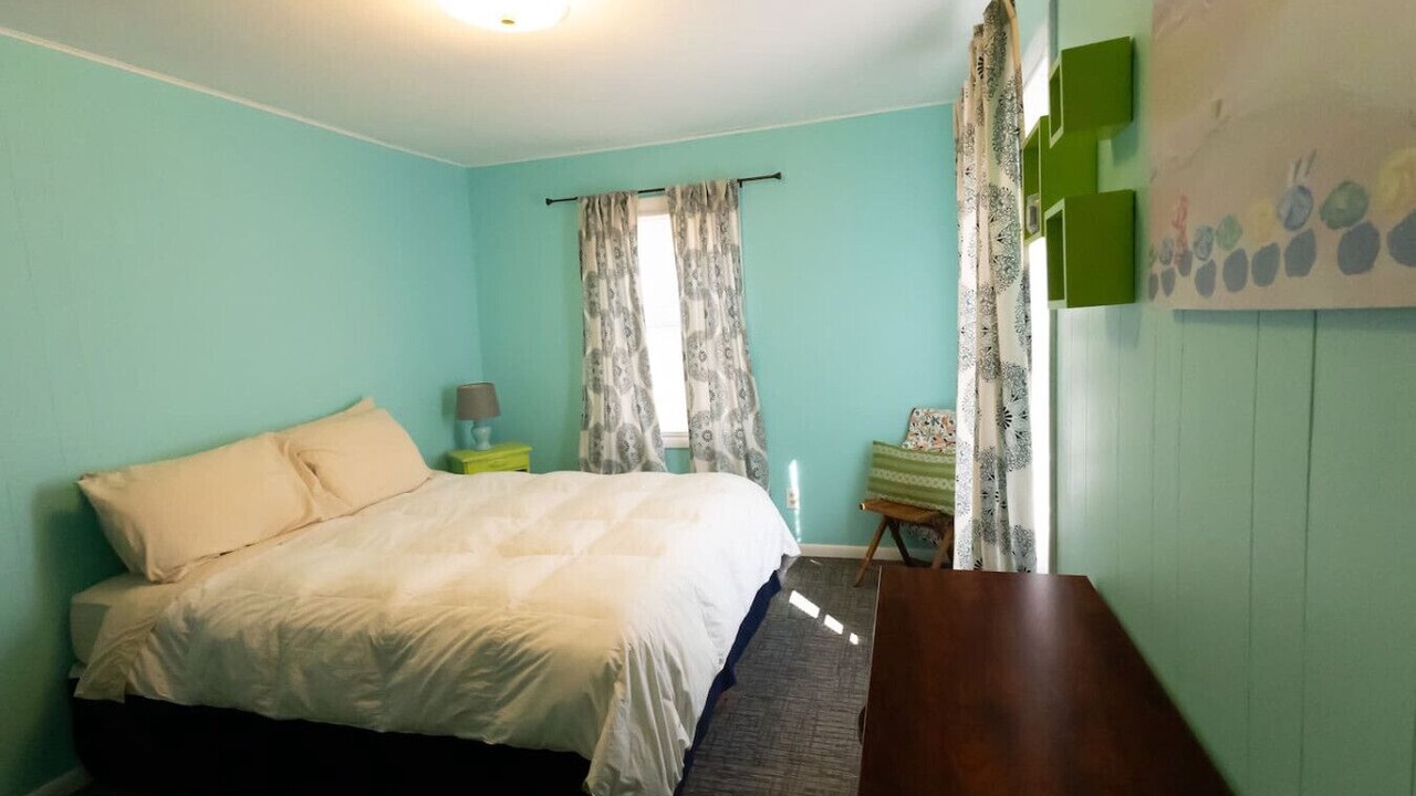 Photo of Bedroom in Hastings
