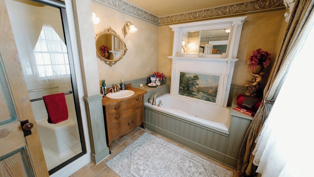 Photo of Bathroom in Franklin Springs