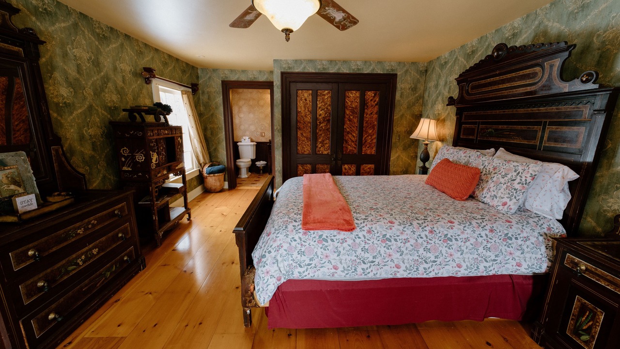 Photo of Bedroom in Franklin Springs