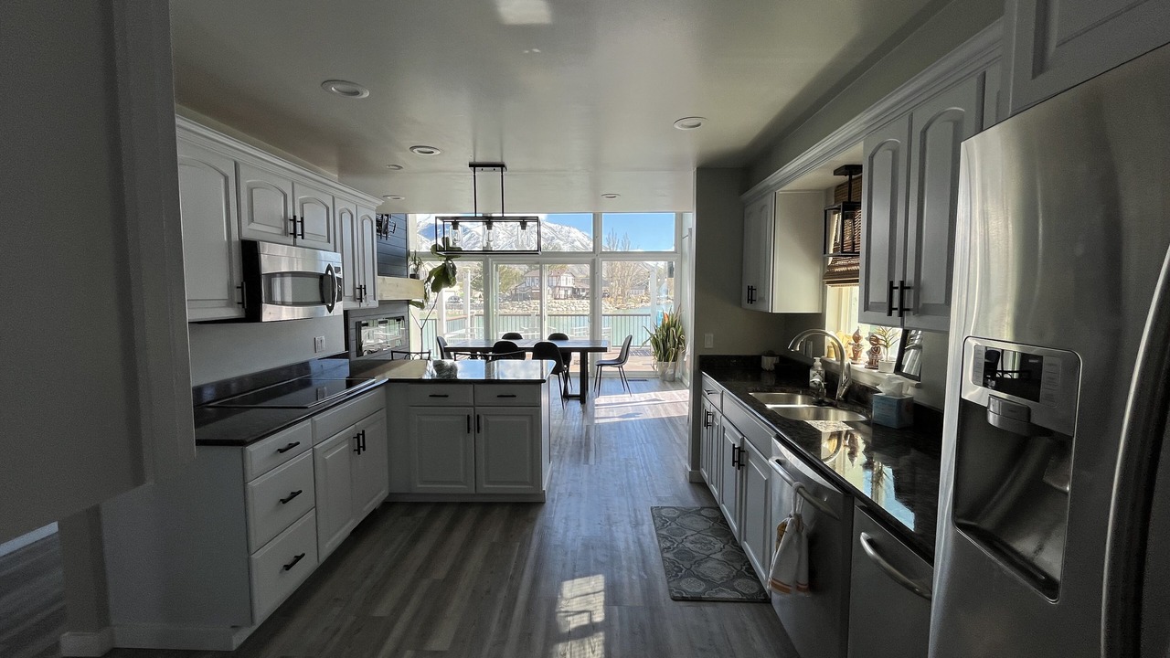 Photo of Kitchen in Stansbury Park