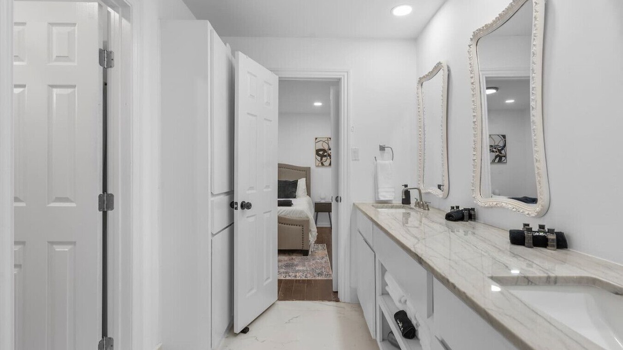 Photo of Bathroom in Lake Highlands