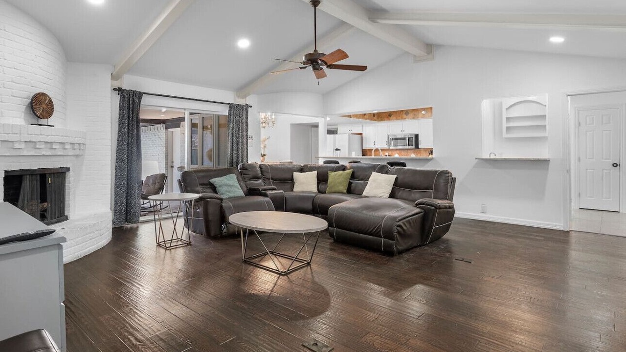 Photo of Livingroom in Lake Highlands