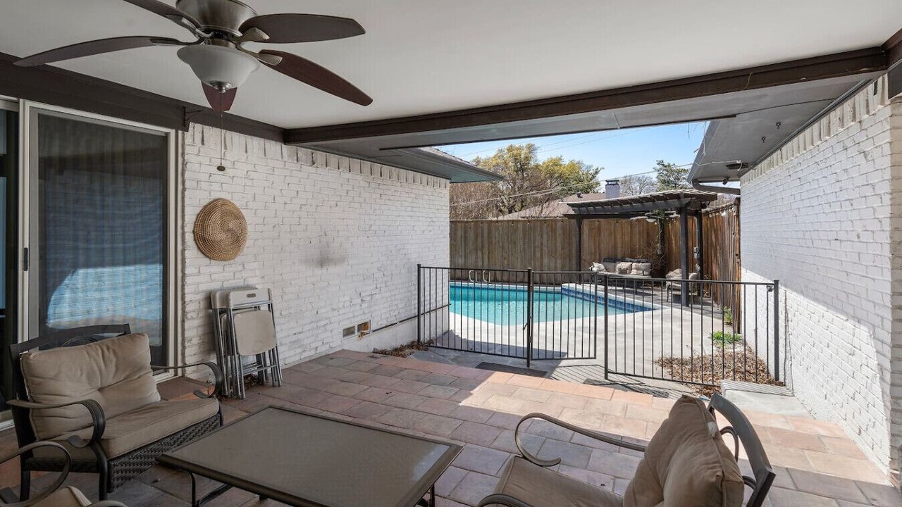 Photo of Patio Balcony in Lake Highlands