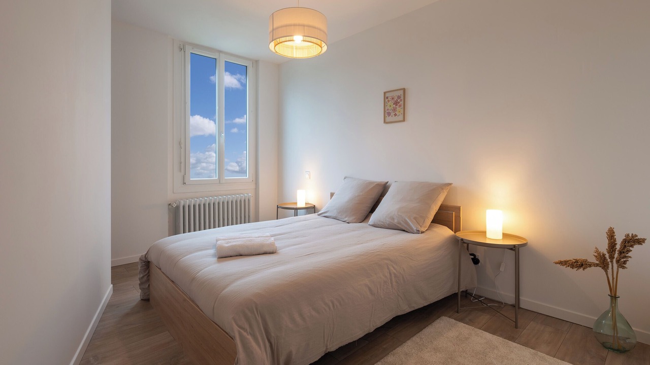 Photo of Bedroom in Laval