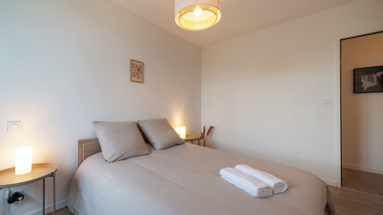 Photo of Bedroom in Laval