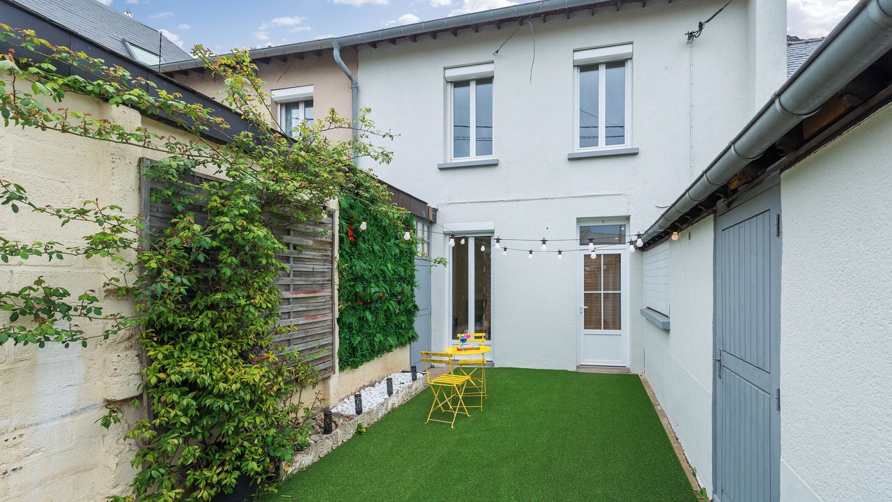 Photo of Outdoor in Laval