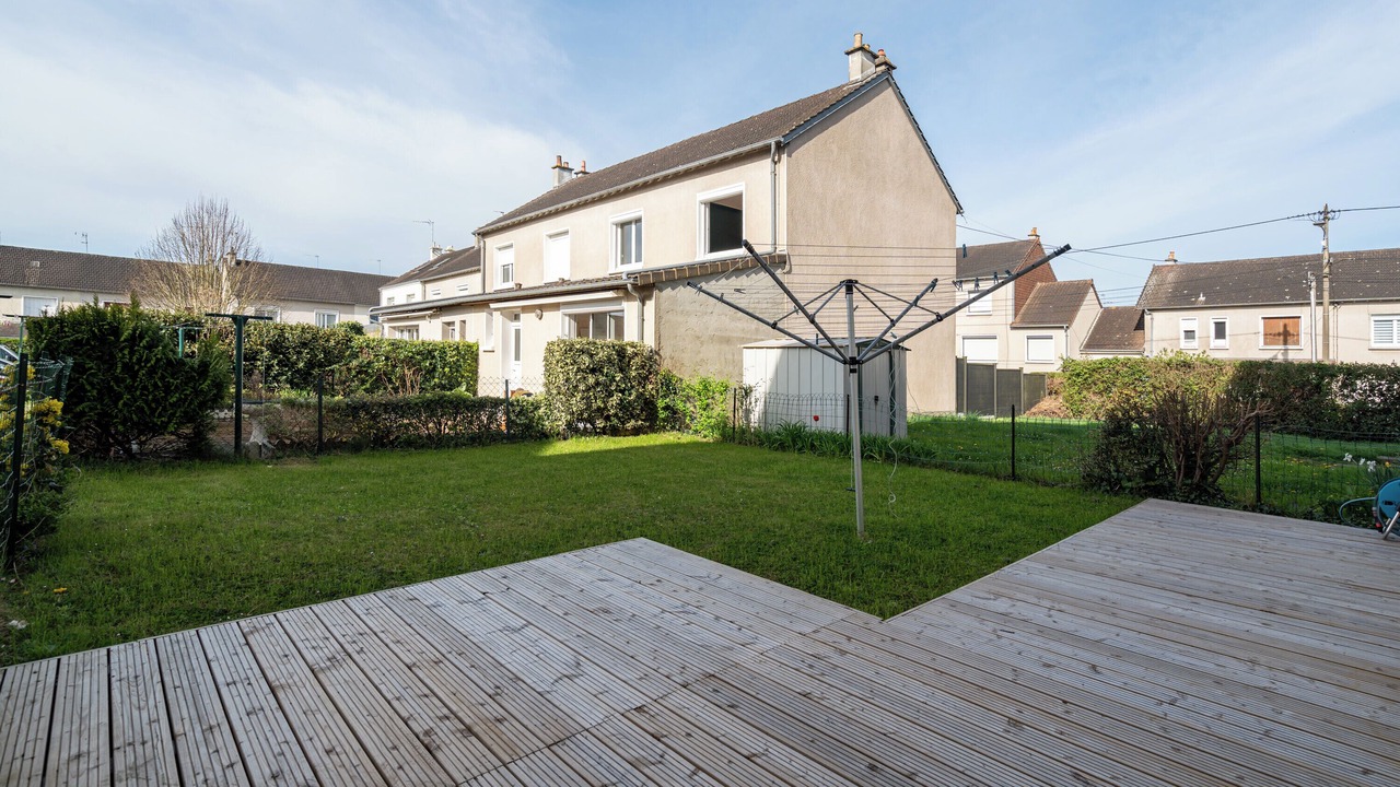 Photo of Outdoor in Le Mans