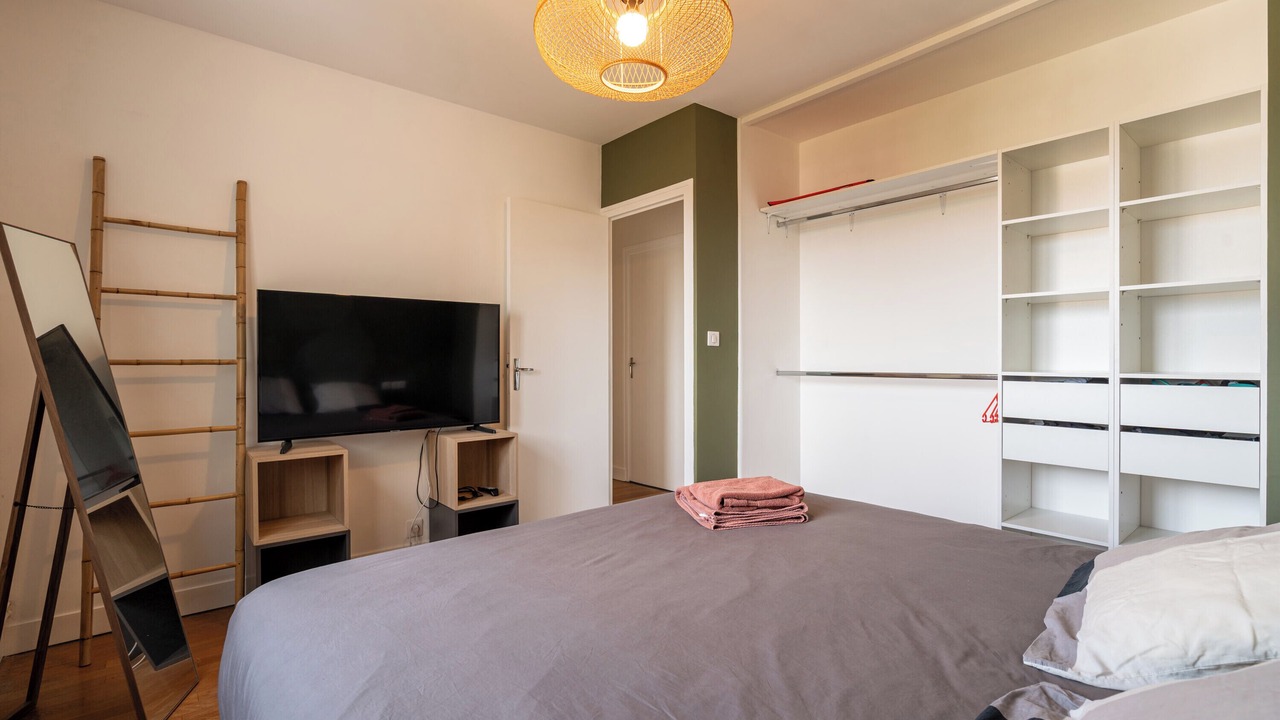 Photo of Bedroom in Le Mans