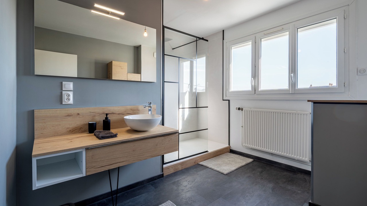 Photo of Bathroom in Le Mans