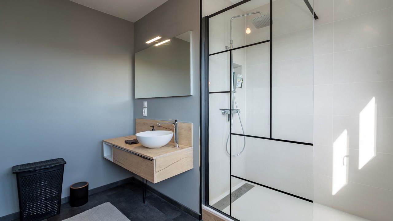 Photo of Bathroom in Le Mans