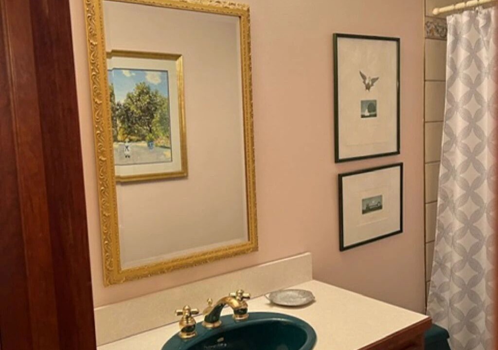 Photo of Bathroom in Mackinac Island